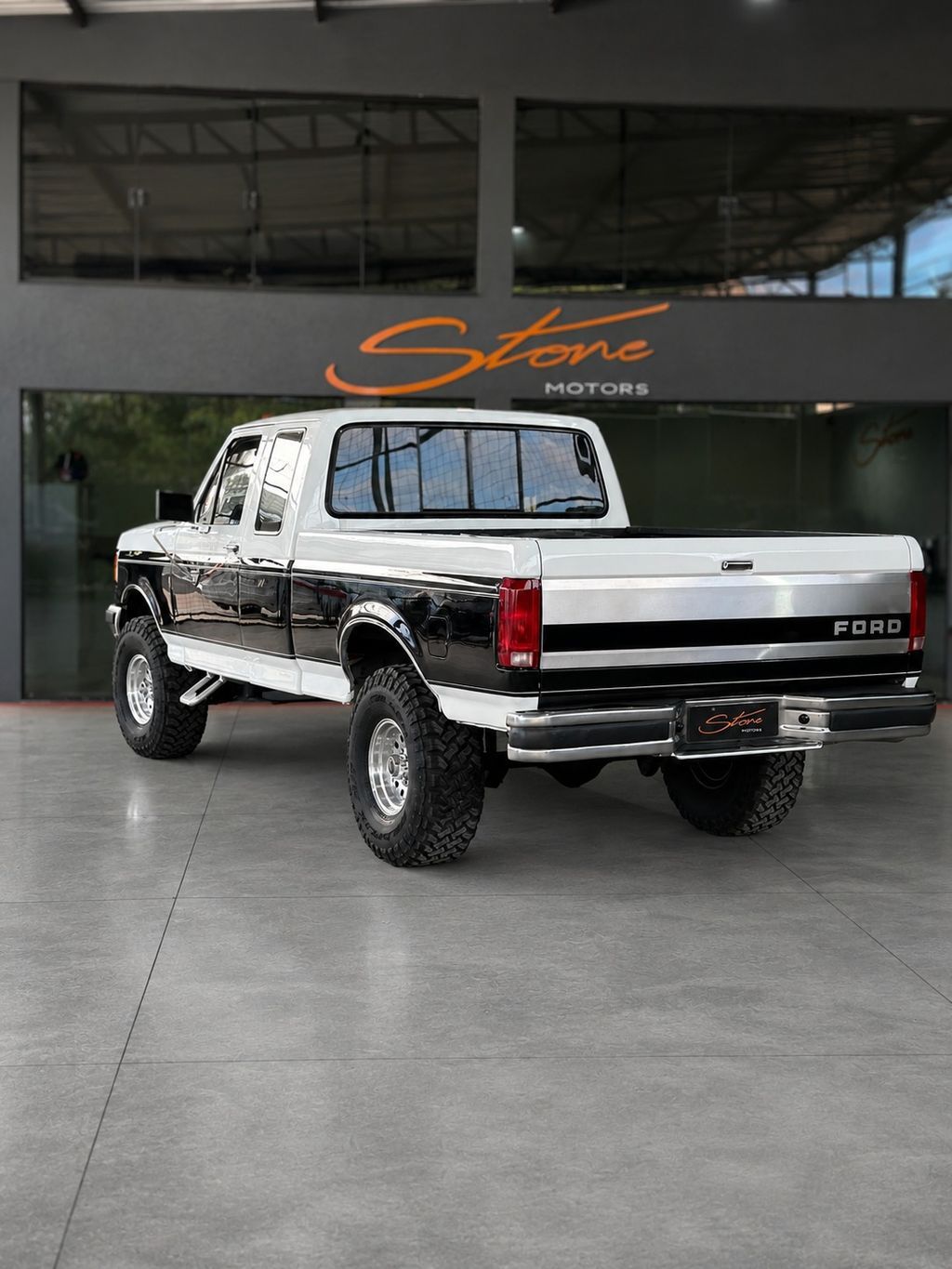 FORD F1000 S.S. 3.9TD C.E. 1994 - miniatura 3