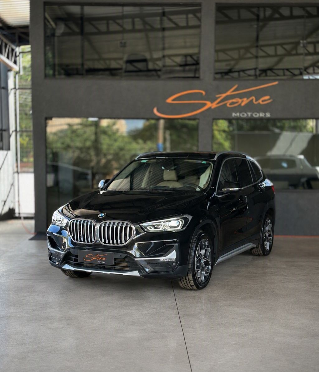 BMW X1 sDrive20i 2.0T 16v 2021 - miniatura 2