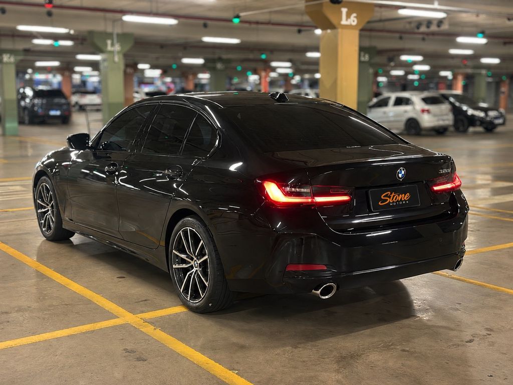 BMW 320i Sport GP 2.0T 16v 2025 - miniatura 3