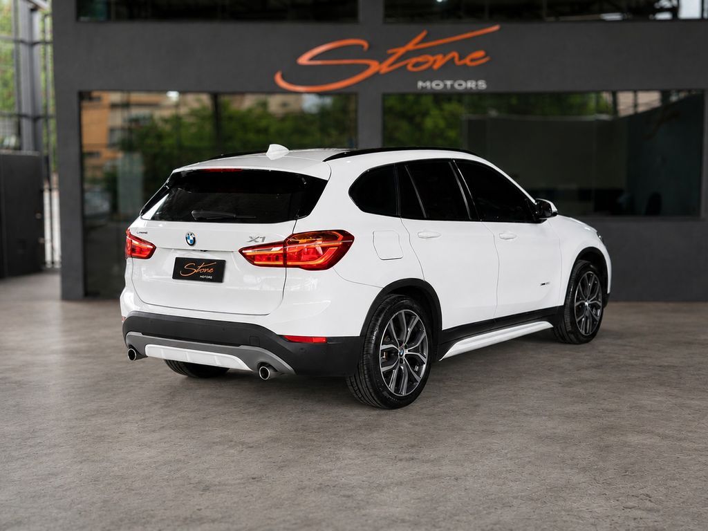 BMW X1 xDrive25i Sport 2.0T 16v 2018 - miniatura 3