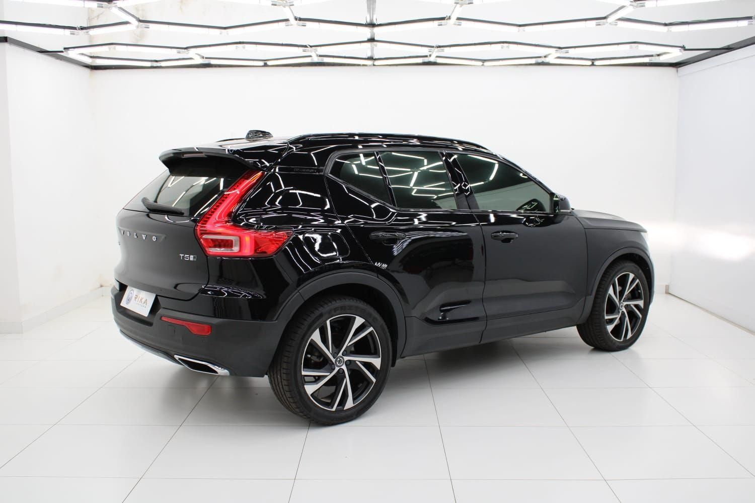 VOLVO XC40 T-5 R-Design 1.5T 12v 2020 - miniatura 7
