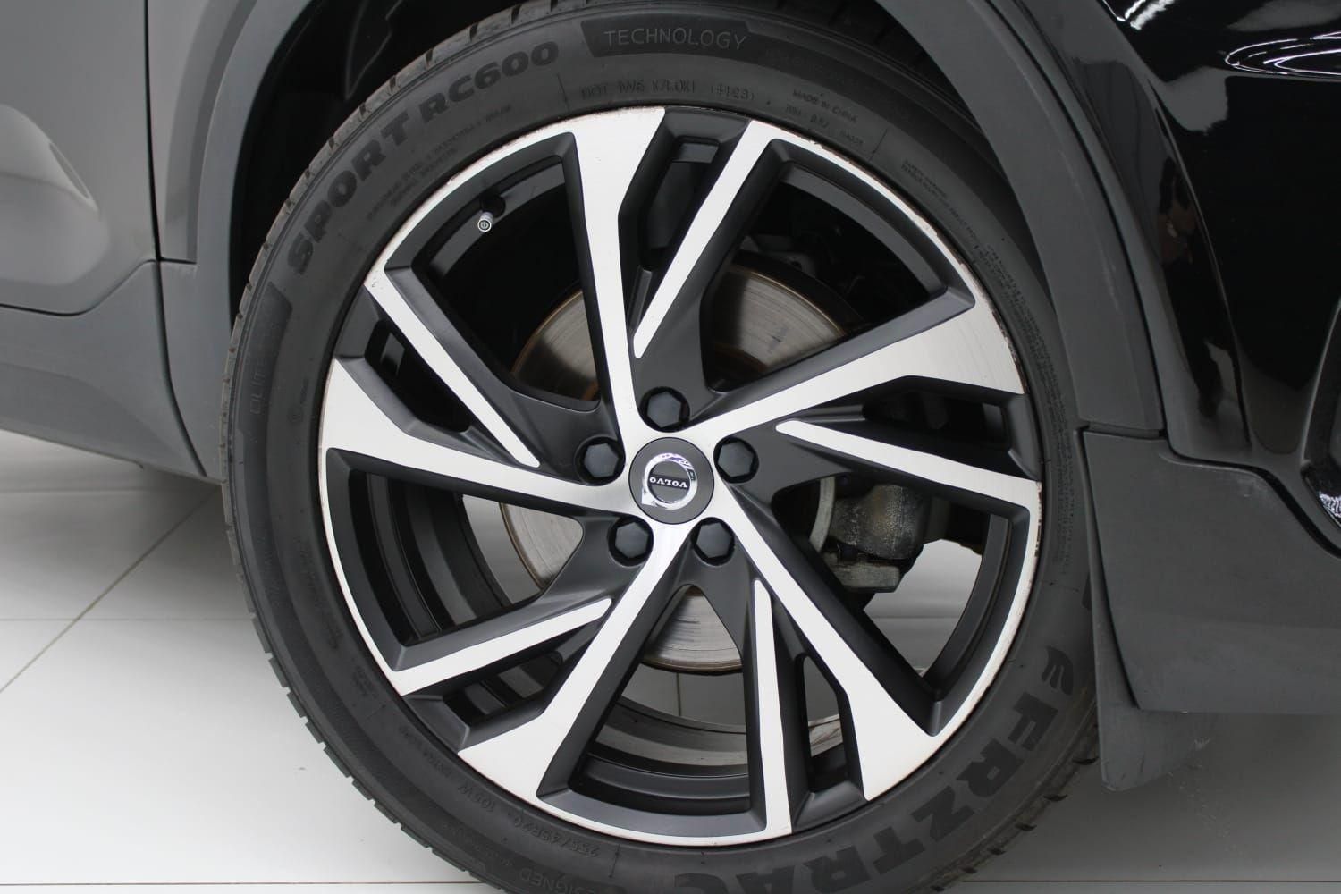VOLVO XC40 T-5 R-Design 1.5T 12v 2020 - miniatura 10
