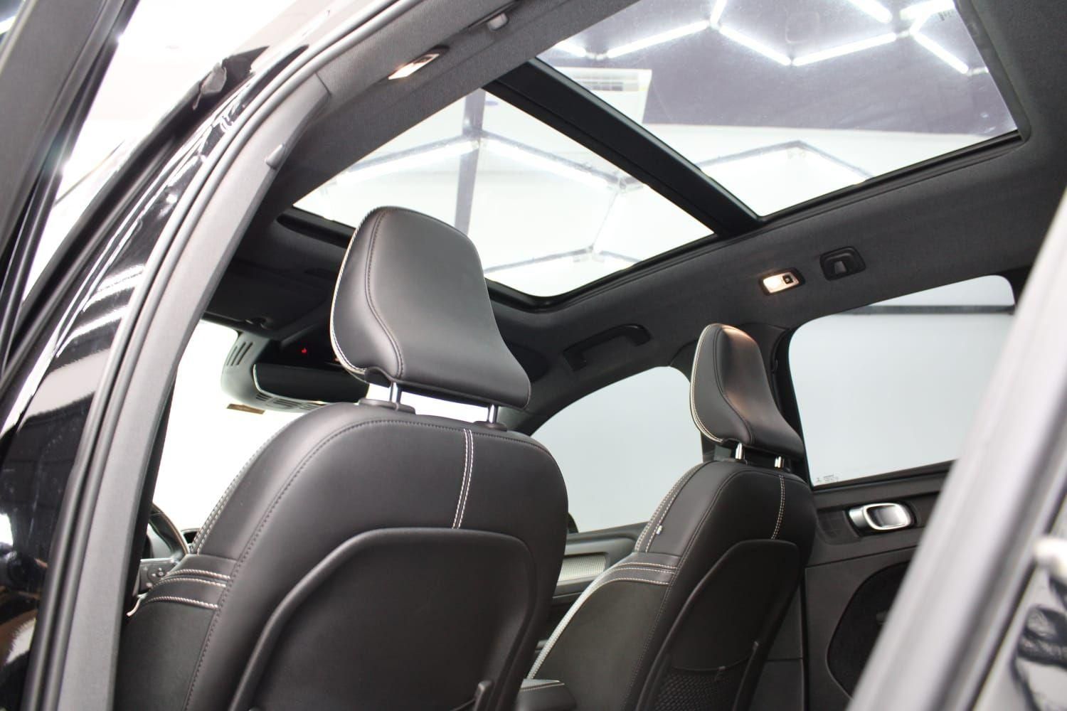 VOLVO XC40 T-5 R-Design 1.5T 12v 2020 - miniatura 22