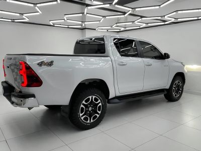 TOYOTA Hilux SRX D4-D 2.8TDi 16v 4X4 C.D. 2024 - miniatura 6