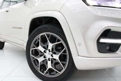 JEEP Commander Overland 2.0 16v TD380 4x4 2022 - miniatura 7