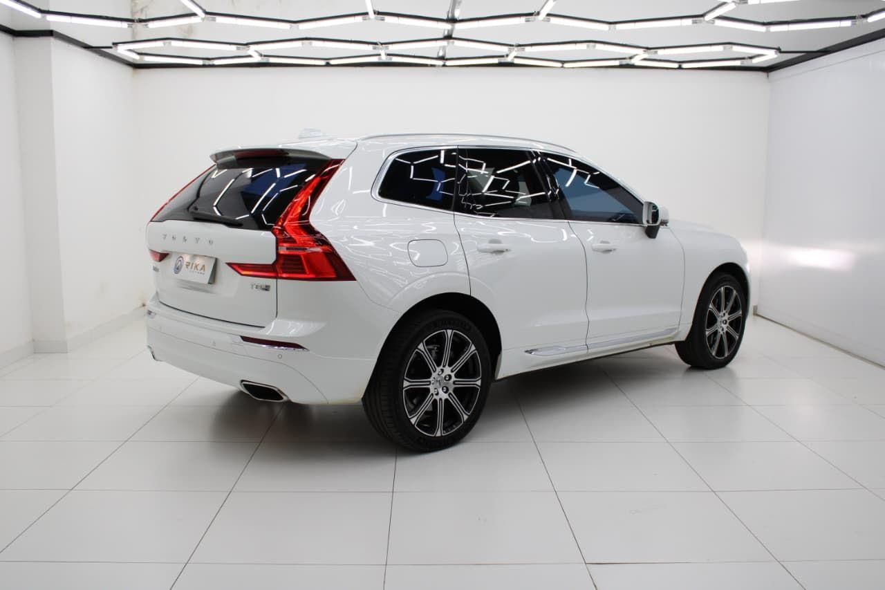 VOLVO XC60 T-8 Inscription 2.0T 16v AWD 2020 - miniatura 7