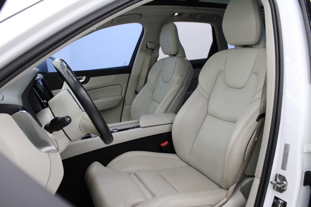 VOLVO XC60 T-8 Inscription 2.0T 16v AWD 2020 - miniatura 11
