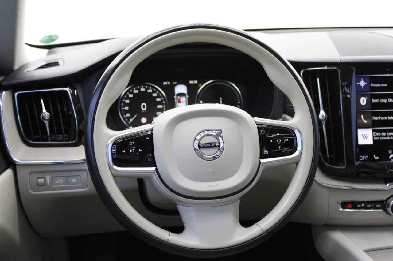 VOLVO XC60 T-8 Inscription 2.0T 16v AWD 2020 - miniatura 15