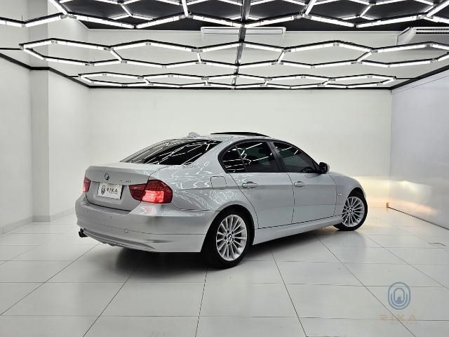 BMW 320i 2.0 16v 2011 - miniatura 7