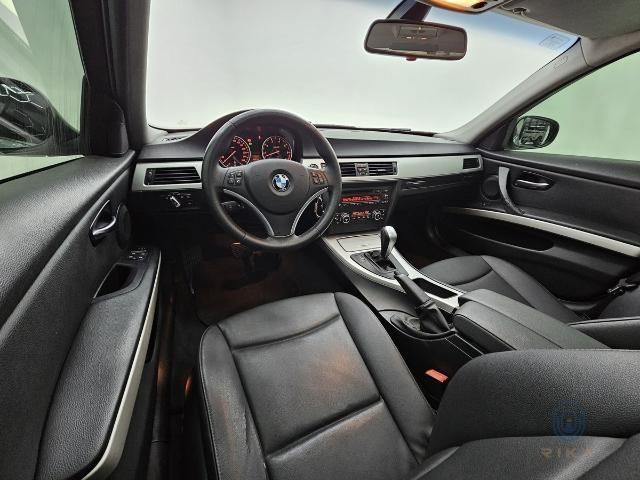 BMW 320i 2.0 16v 2011 - miniatura 10