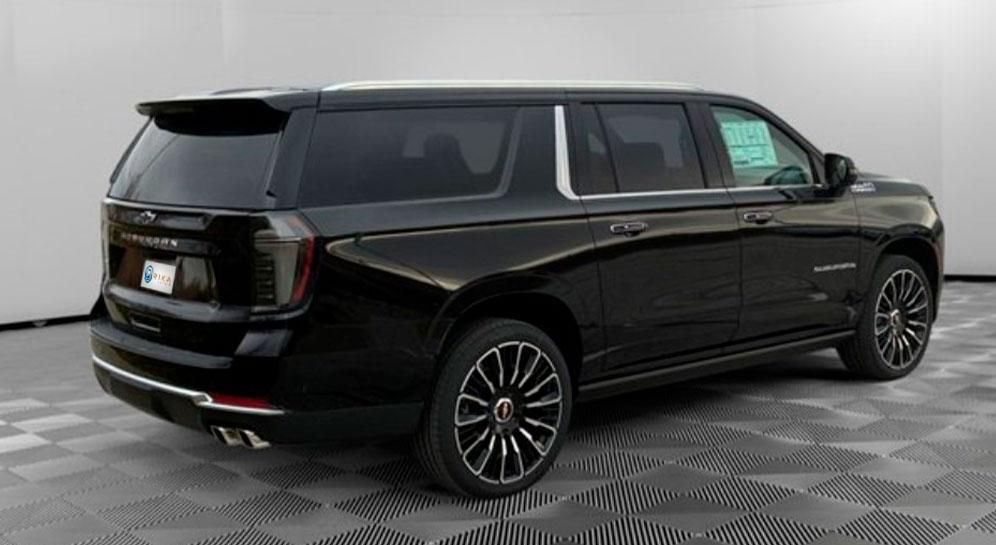 CHEVROLET Suburban High Country 6.2 V8 2026 - miniatura 5