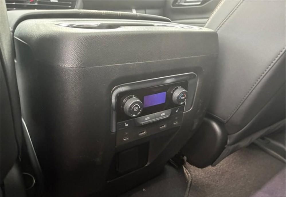 CHEVROLET Suburban High Country 6.2 V8 2026 - miniatura 17