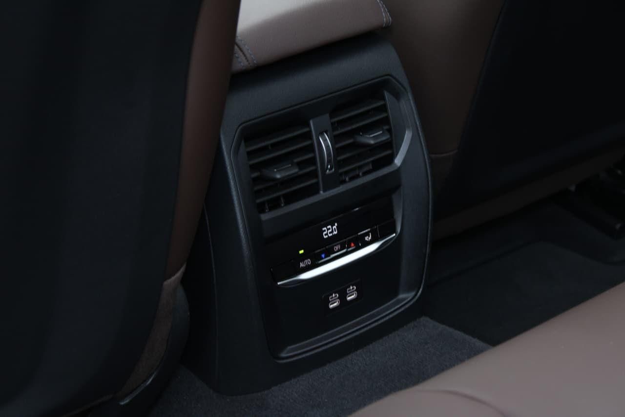 BMW 320i M Sport 2.0T 16v 2025 - miniatura 14
