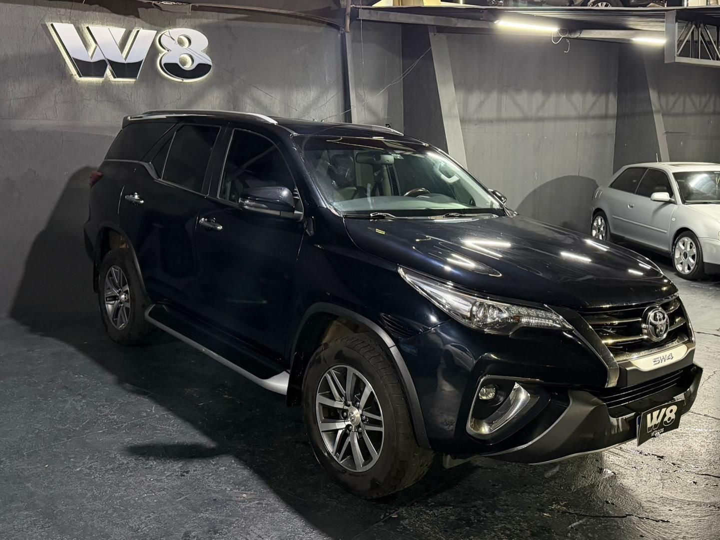 TOYOTA Hilux SW4 SRX D4-D 2.8TDi 16v 4x4 2019