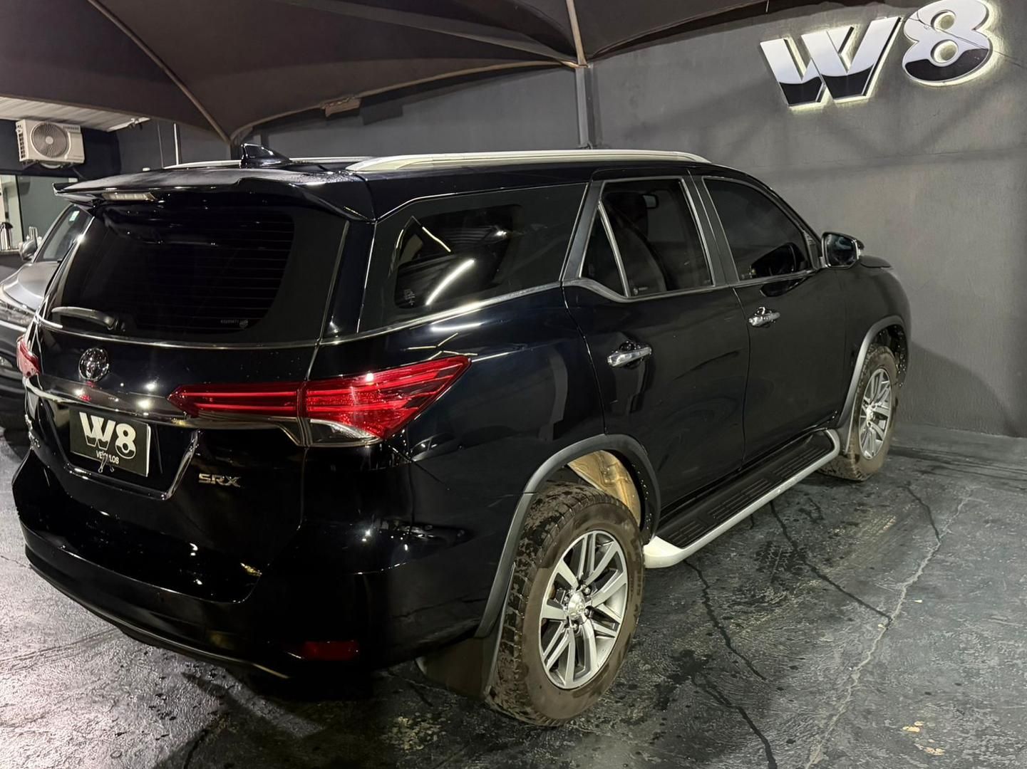 TOYOTA Hilux SW4 SRX D4-D 2.8TDi 16v 4x4 2019 - miniatura 6