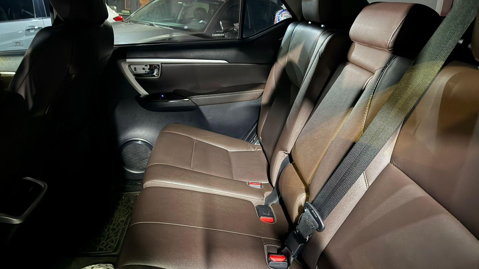TOYOTA Hilux SW4 SRX D4-D 2.8TDi 16v 4x4 2019 - miniatura 7
