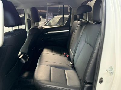 TOYOTA Hilux SRV D4-D 2.8TDi 16v 4X4 C.D. 2023 - miniatura 8