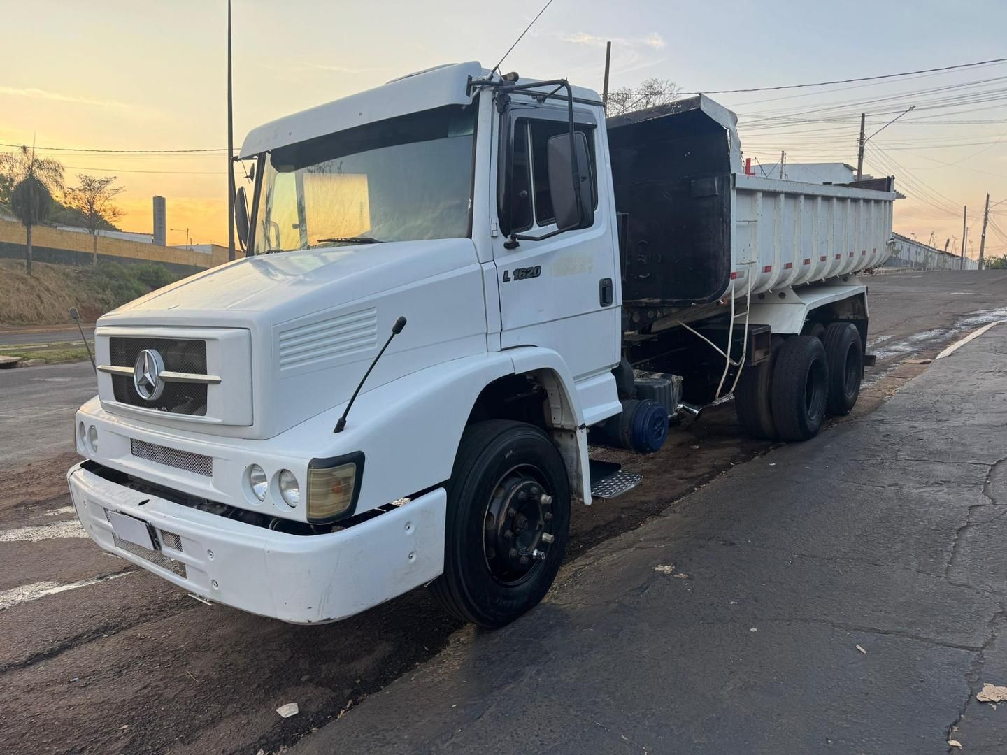 MERCEDES-BENZ L-1620 2006