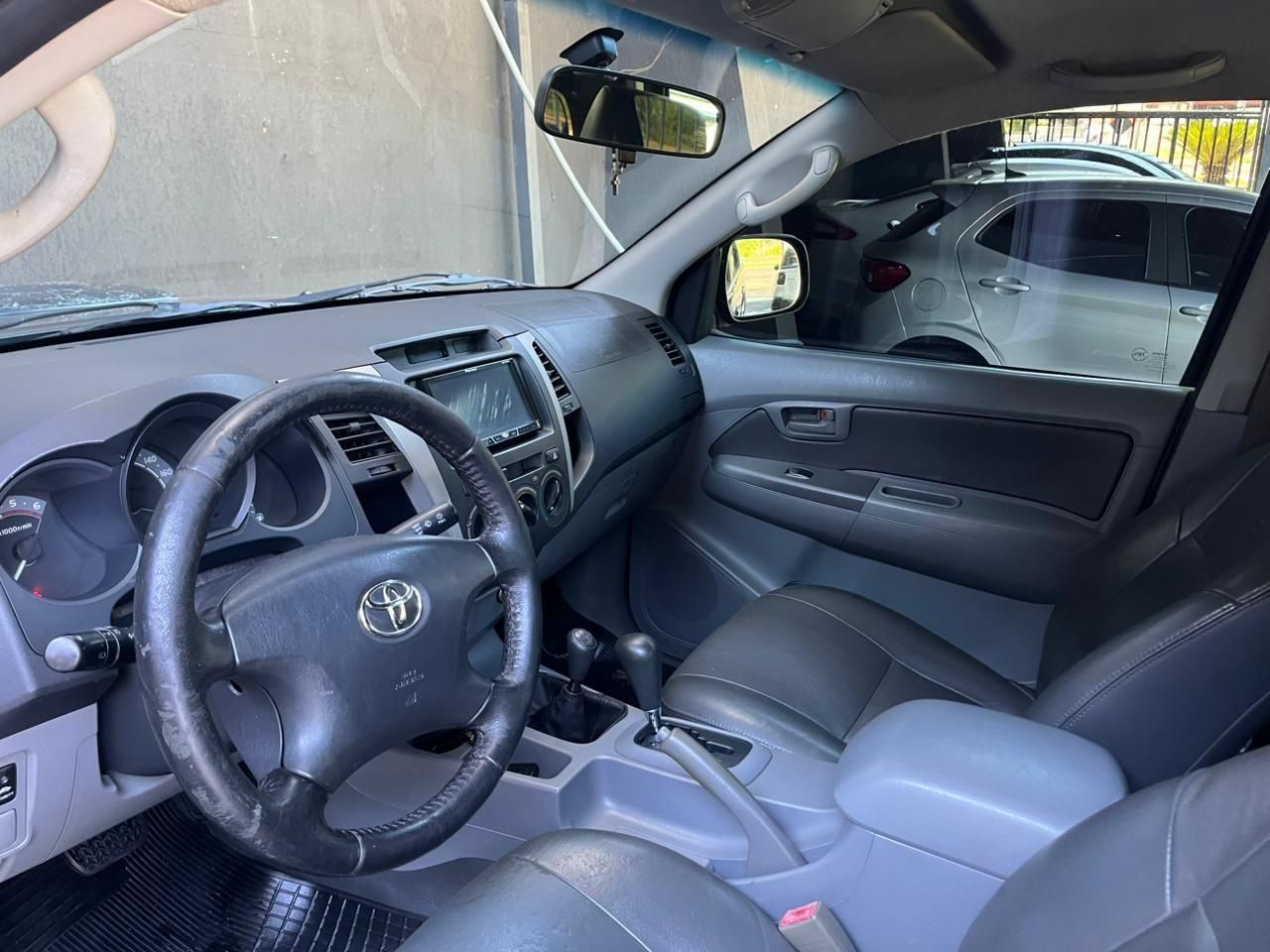 TOYOTA Hilux SRV D4-D 3.0TDi 16v 4X4 C.D. 2006 - miniatura 8