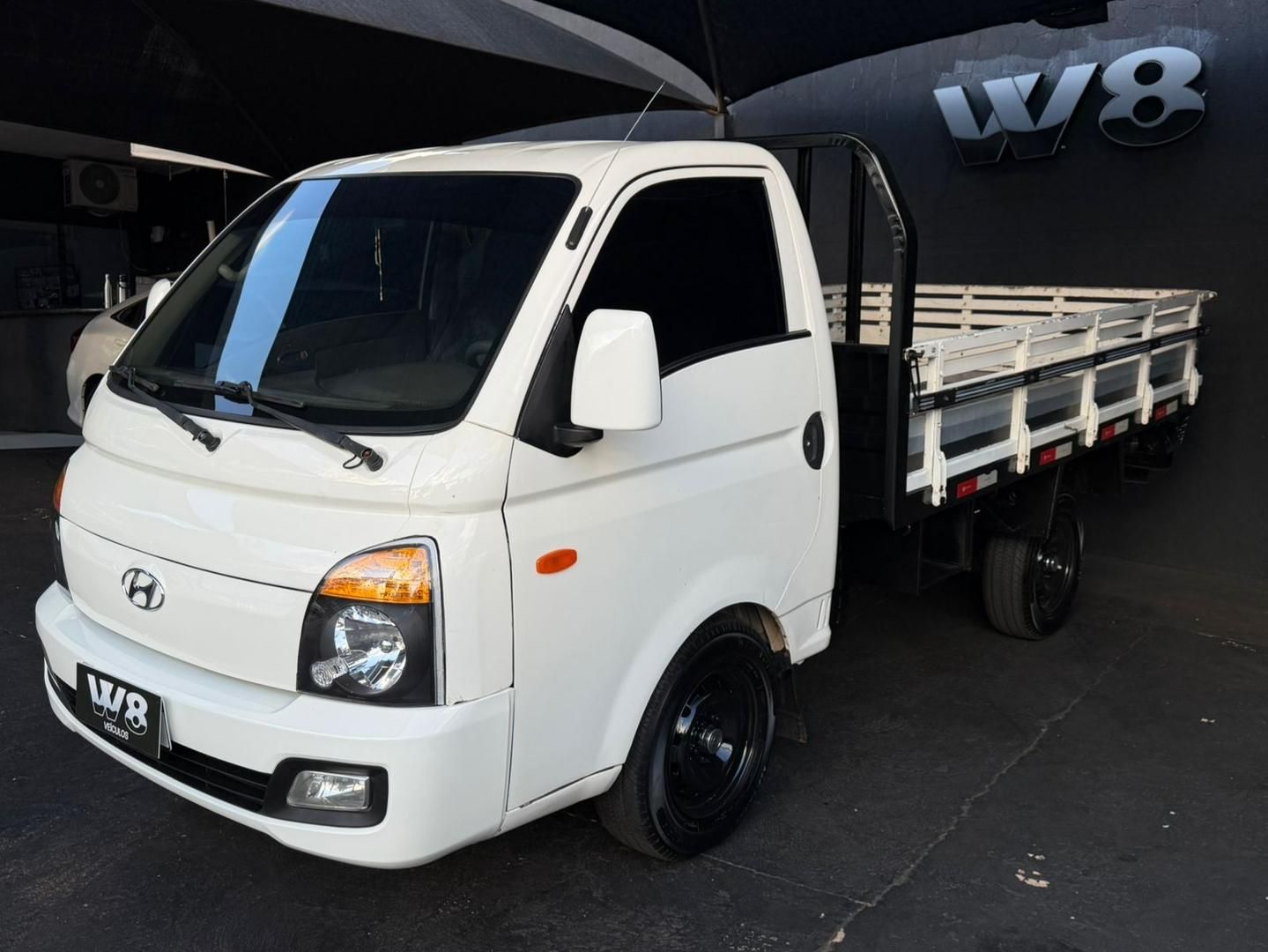 HYUNDAI HR 2.5 TCi HD 2014 - miniatura 3