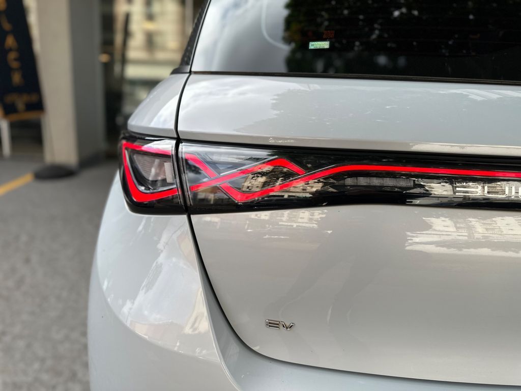 BYD Dolphin Plus EV 2024 - miniatura 15