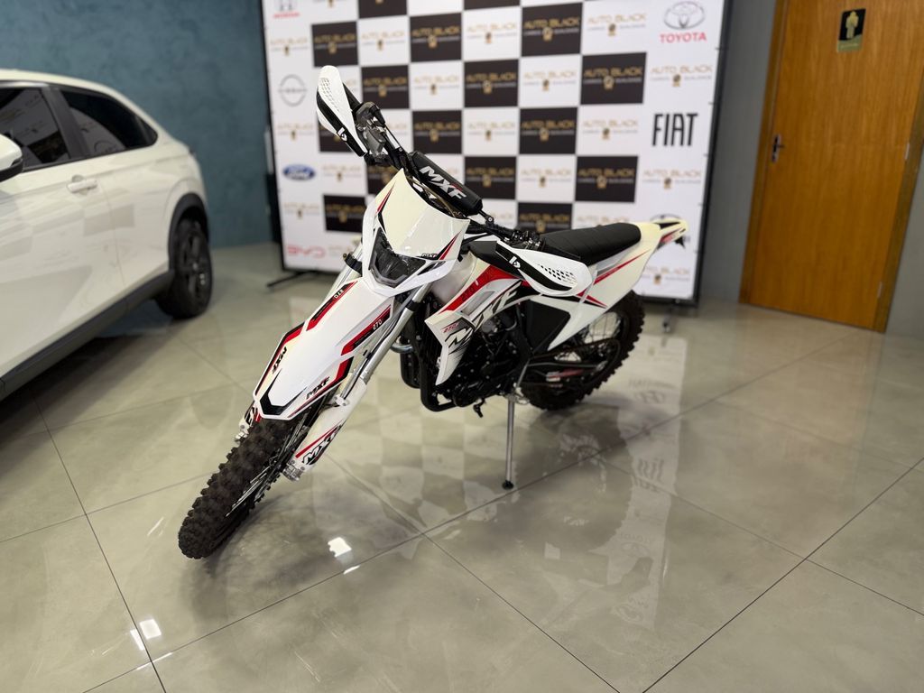 MXF 270 F 2025