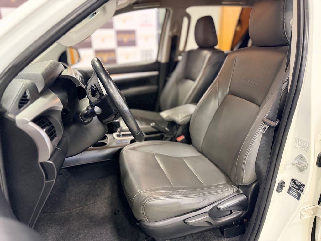 TOYOTA Hilux SR 2.7 16v C.D. 2018 - miniatura 9