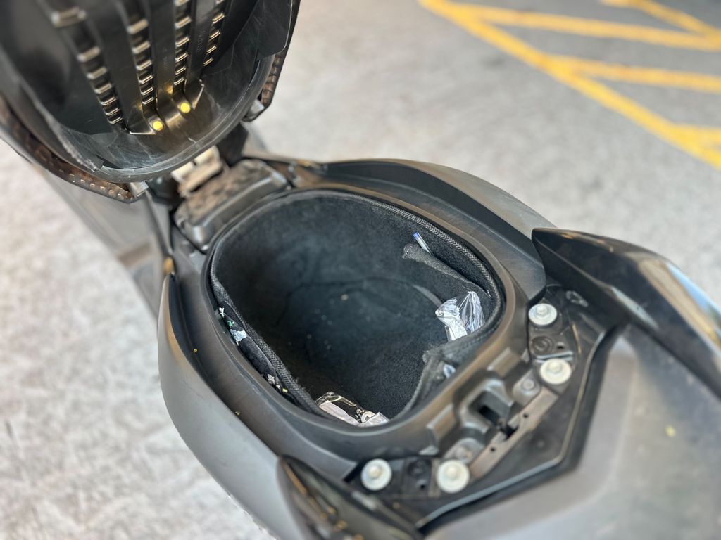 YAMAHA NMax 160 2021 - miniatura 5