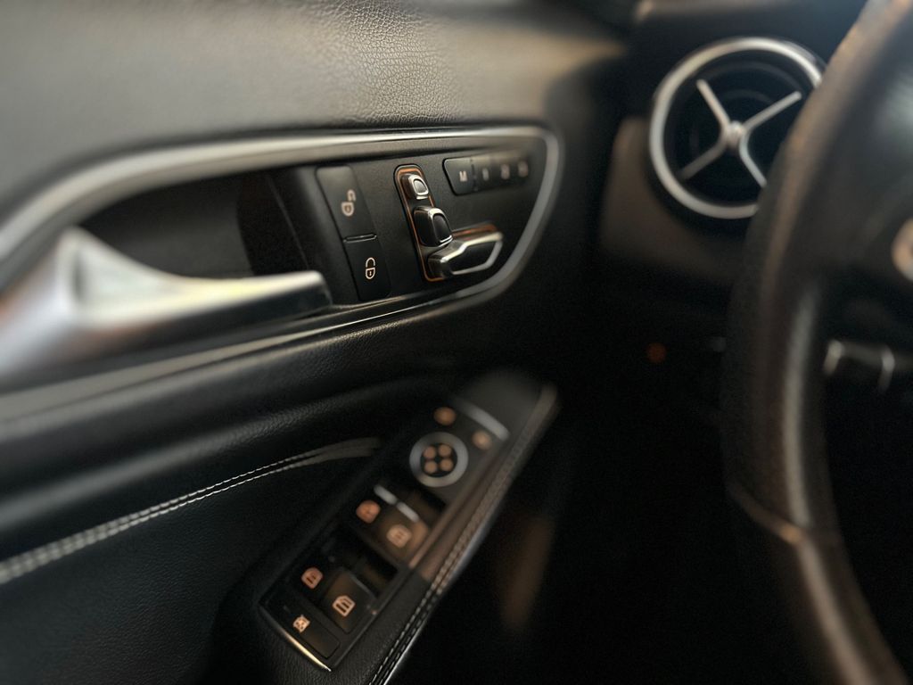 MERCEDES-BENZ GLA 200 Advance 1.6T 16v 2019 - miniatura 8