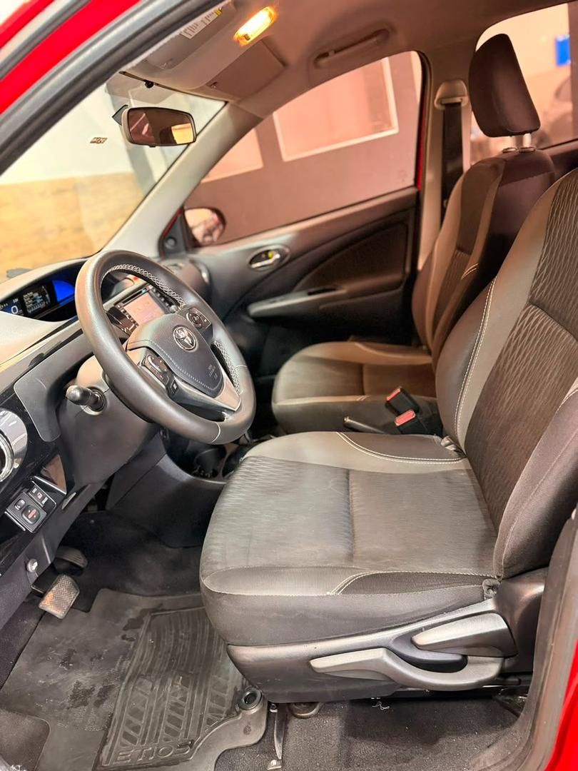 TOYOTA Etios Ready 1.5 16v 2017 - miniatura 9
