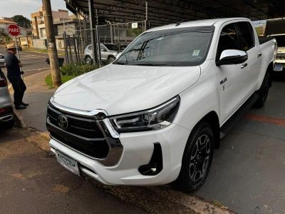 TOYOTA Hilux SRX D4-D 2.8TDi 16v 4X4 C.D. 2023