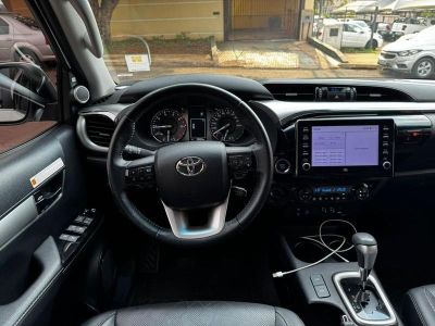 TOYOTA Hilux SRX D4-D 2.8TDi 16v 4X4 C.D. 2023 - miniatura 10