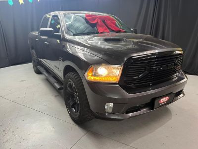 RAM 1500 Classic Laramie 5.7 V8 4X4 C.D. 2022