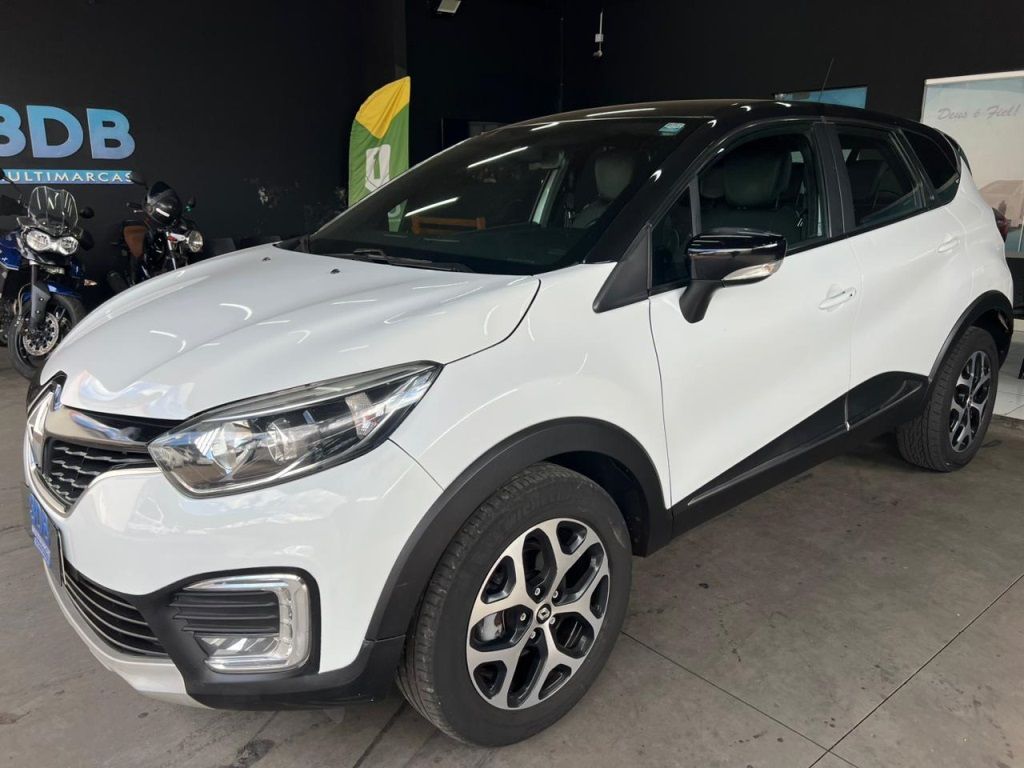 Vista principal de RENAULT Captur Intense 2.0 16v 2021