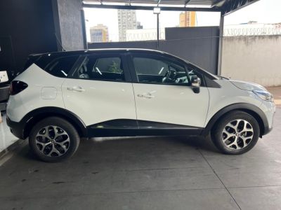 RENAULT Captur Intense 2.0 16v 2021 - miniatura 8