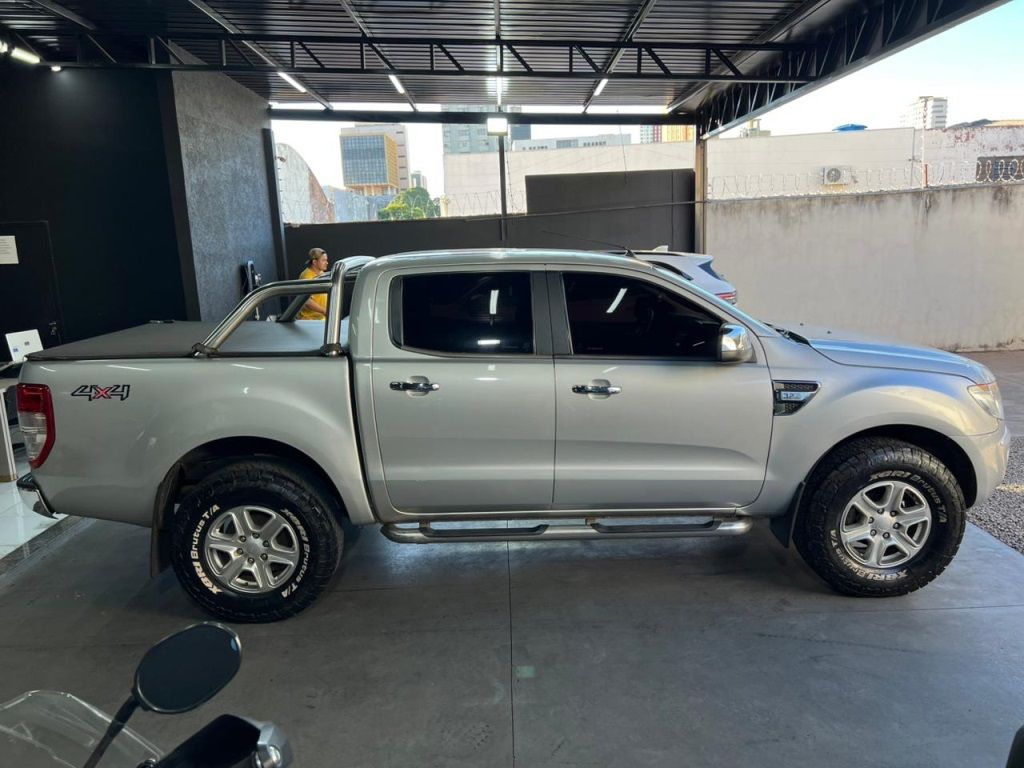 FORD Ranger XLT 3.2TDCi 20v 4x4 C.D. 2015 - miniatura 4
