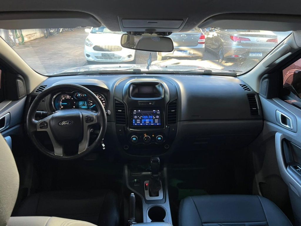 FORD Ranger XLT 3.2TDCi 20v 4x4 C.D. 2015 - miniatura 10