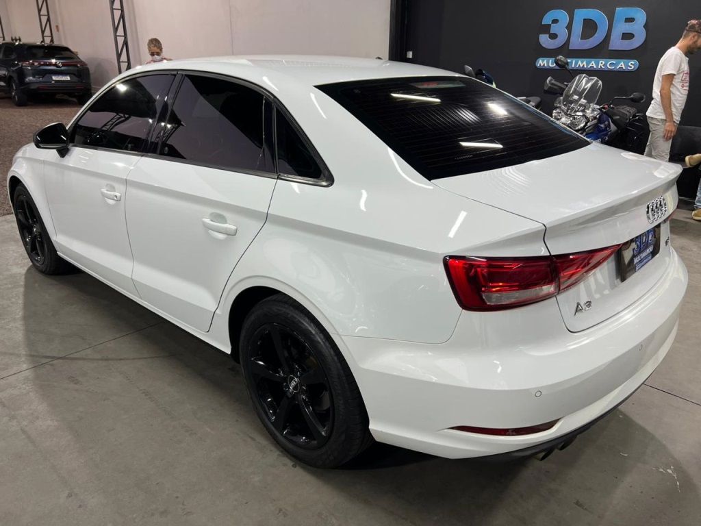AUDI A3 Sedan Attraction 1.4 TFSi 16v 2018 - miniatura 6