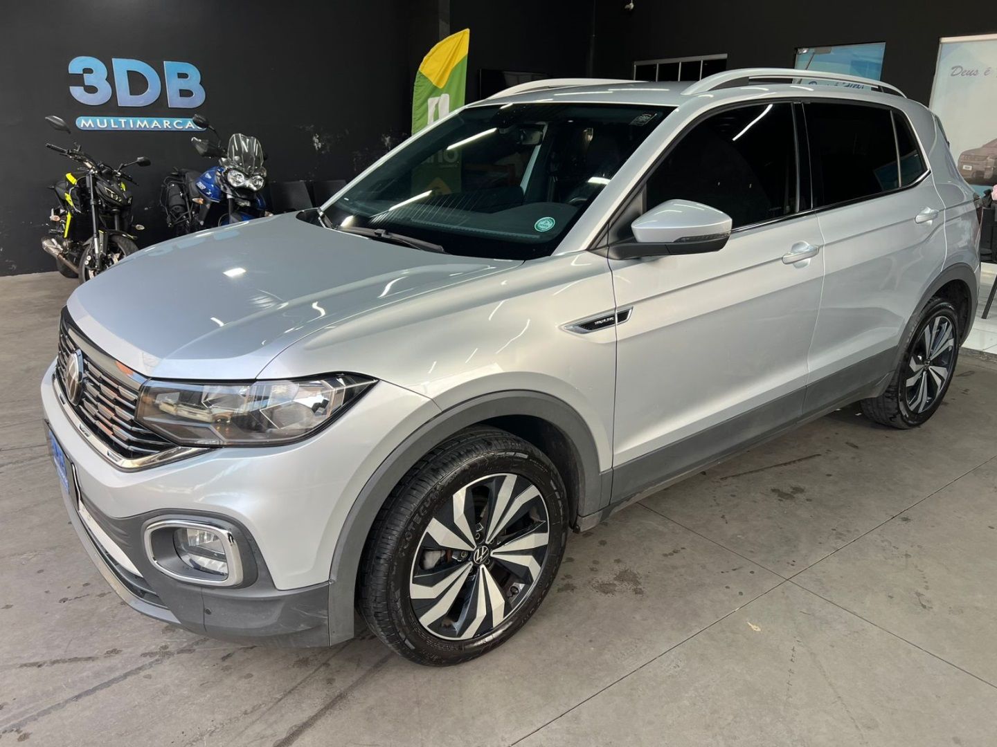Vista principal de VOLKSWAGEN T-Cross Highline 1.4 16v TSi 2023