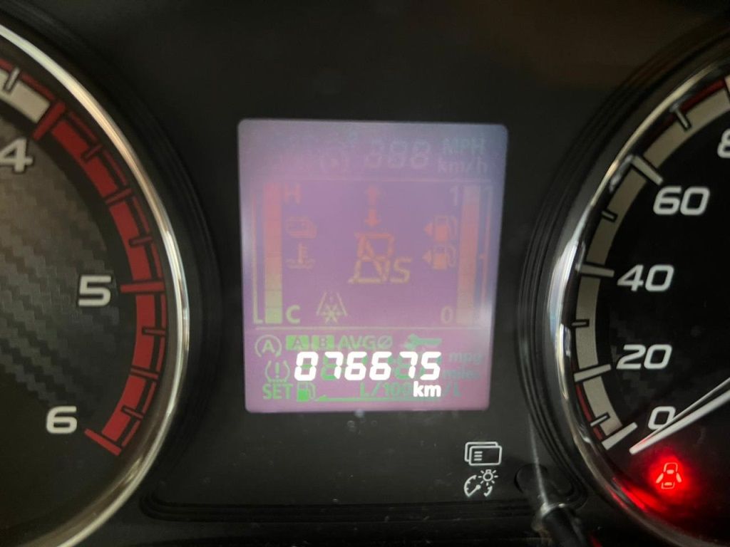 MITSUBISHI L200 Triton GL 2.4TDi 16v 4X4 C.D. 2024 - miniatura 12