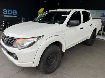 MITSUBISHI L200 Triton GL 2.4TDi 16v 4X4 C.D. 2024