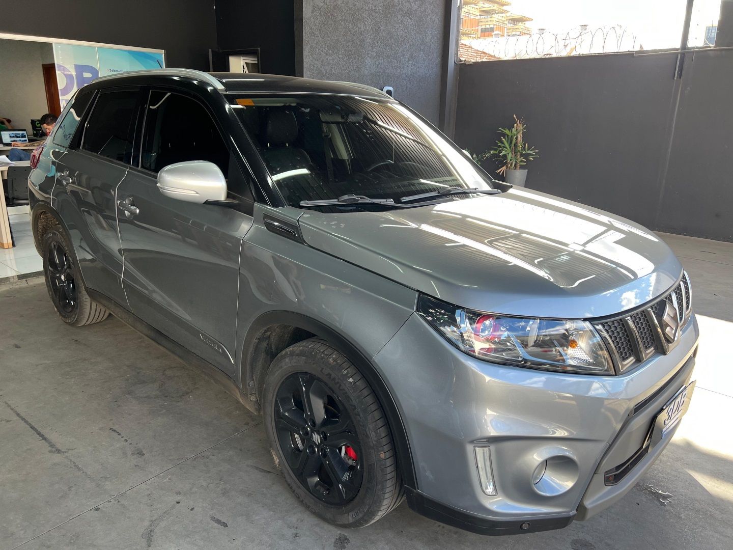 SUZUKI Vitara 4Sport 1.4T 16v ALLGrip 2018 - miniatura 3