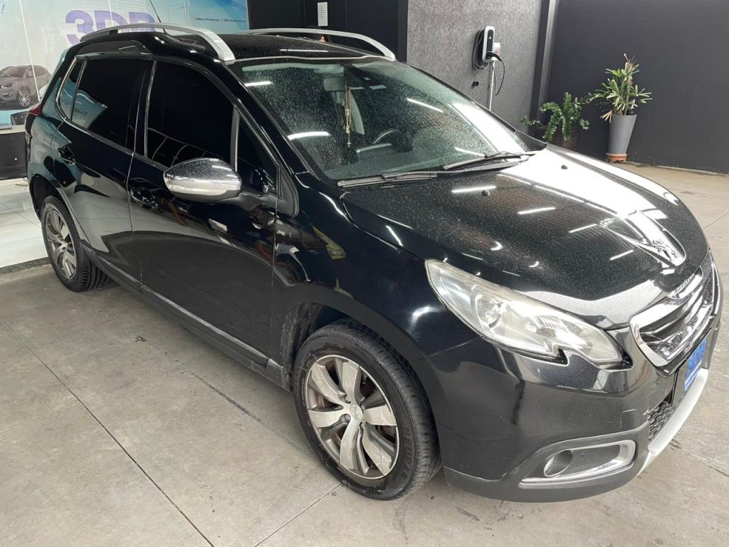 PEUGEOT 2008 Griffe 1.6 16v 2016 - miniatura 3