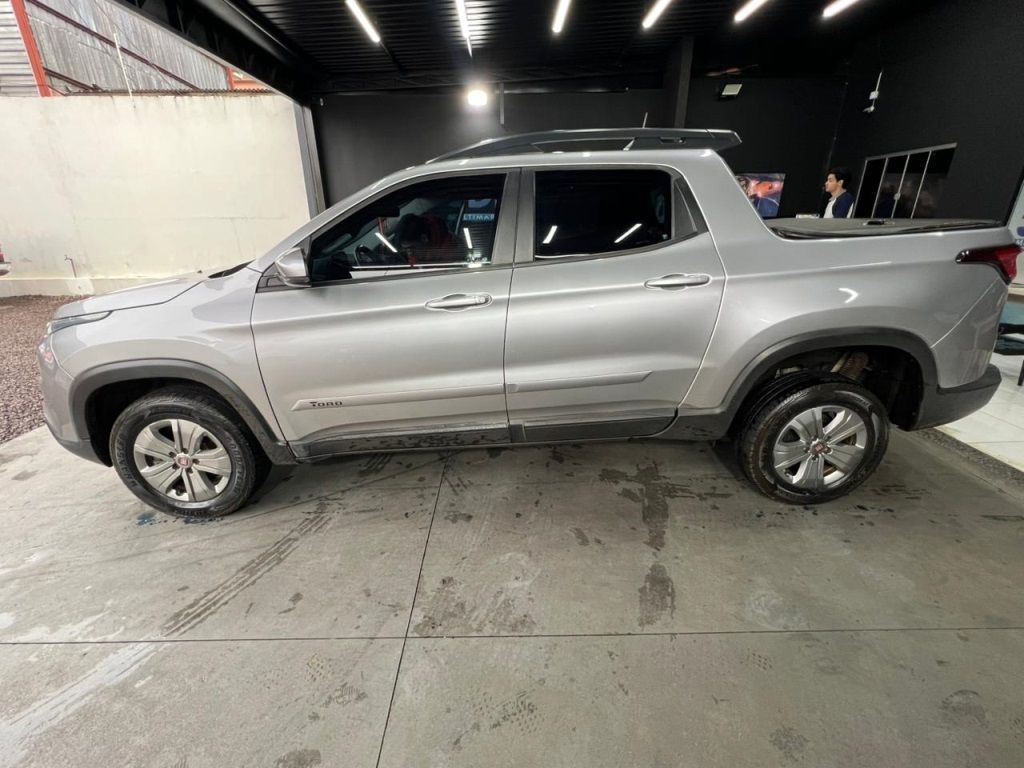 FIAT Toro Freedom 1.8 16v 2021 - miniatura 8