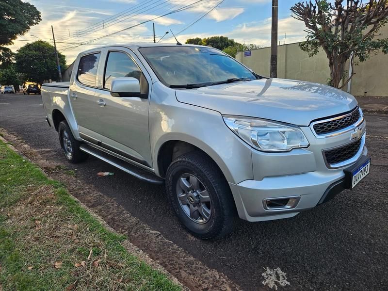 Vista principal de CHEVROLET S10 Advantage 2.4 C.D. 2016