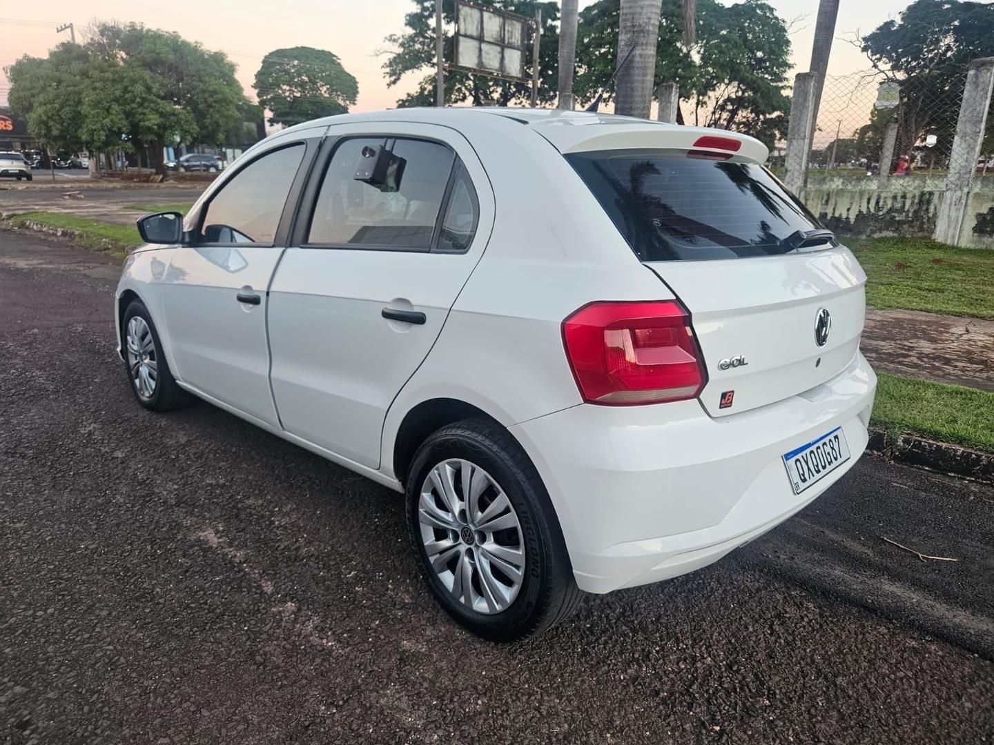 VOLKSWAGEN Gol 1.6 4p. 2021 - miniatura 5
