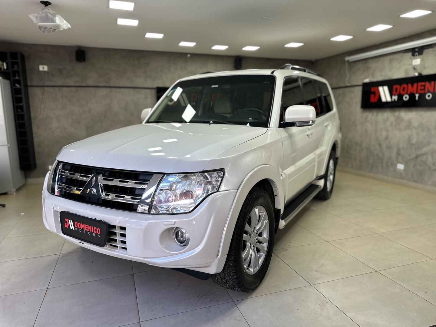 MITSUBISHI Pajero Full HPE 3.2TDi 16v 4x4 2013