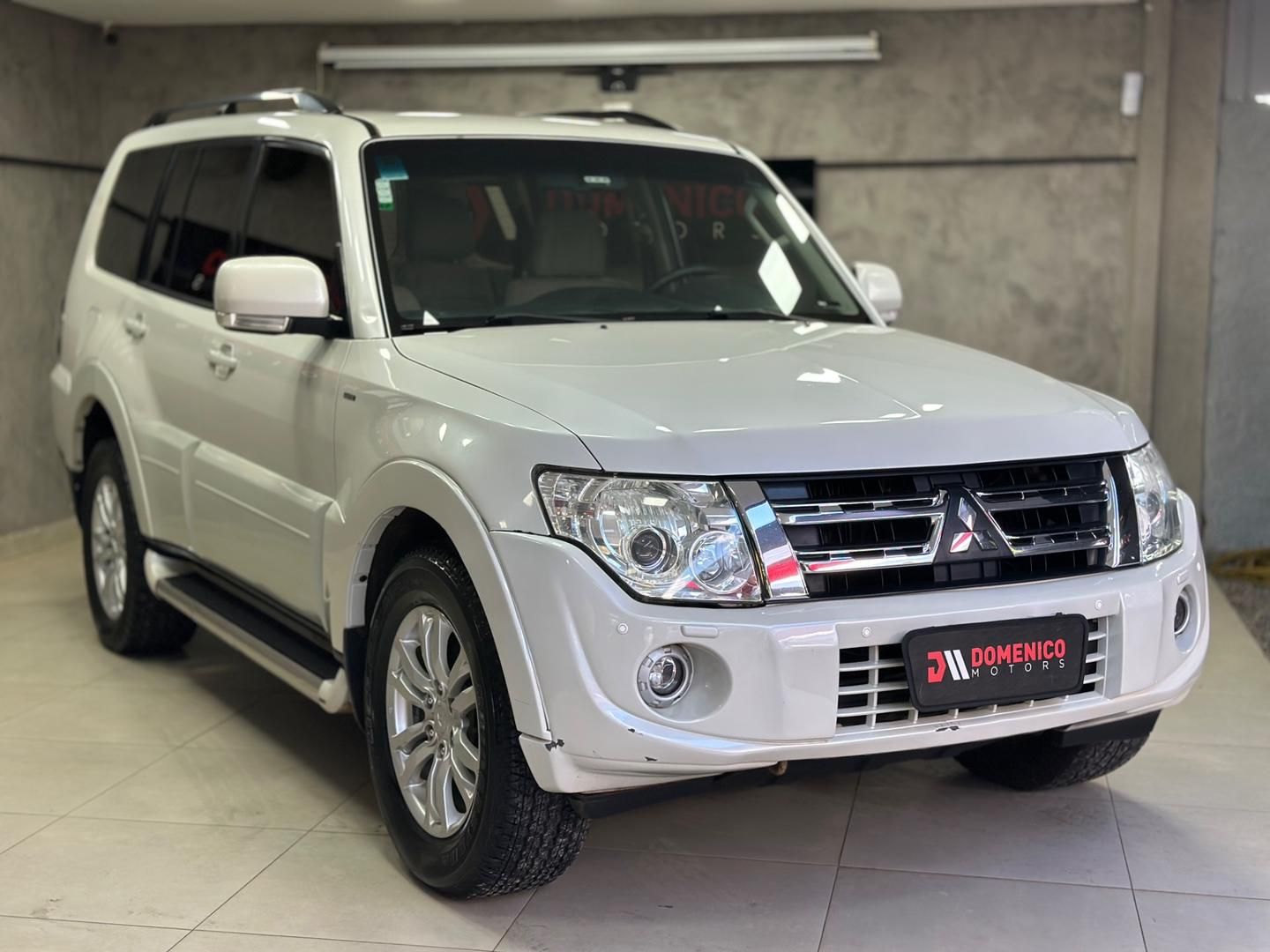 MITSUBISHI Pajero Full HPE 3.2TDi 16v 4x4 2013 - miniatura 3