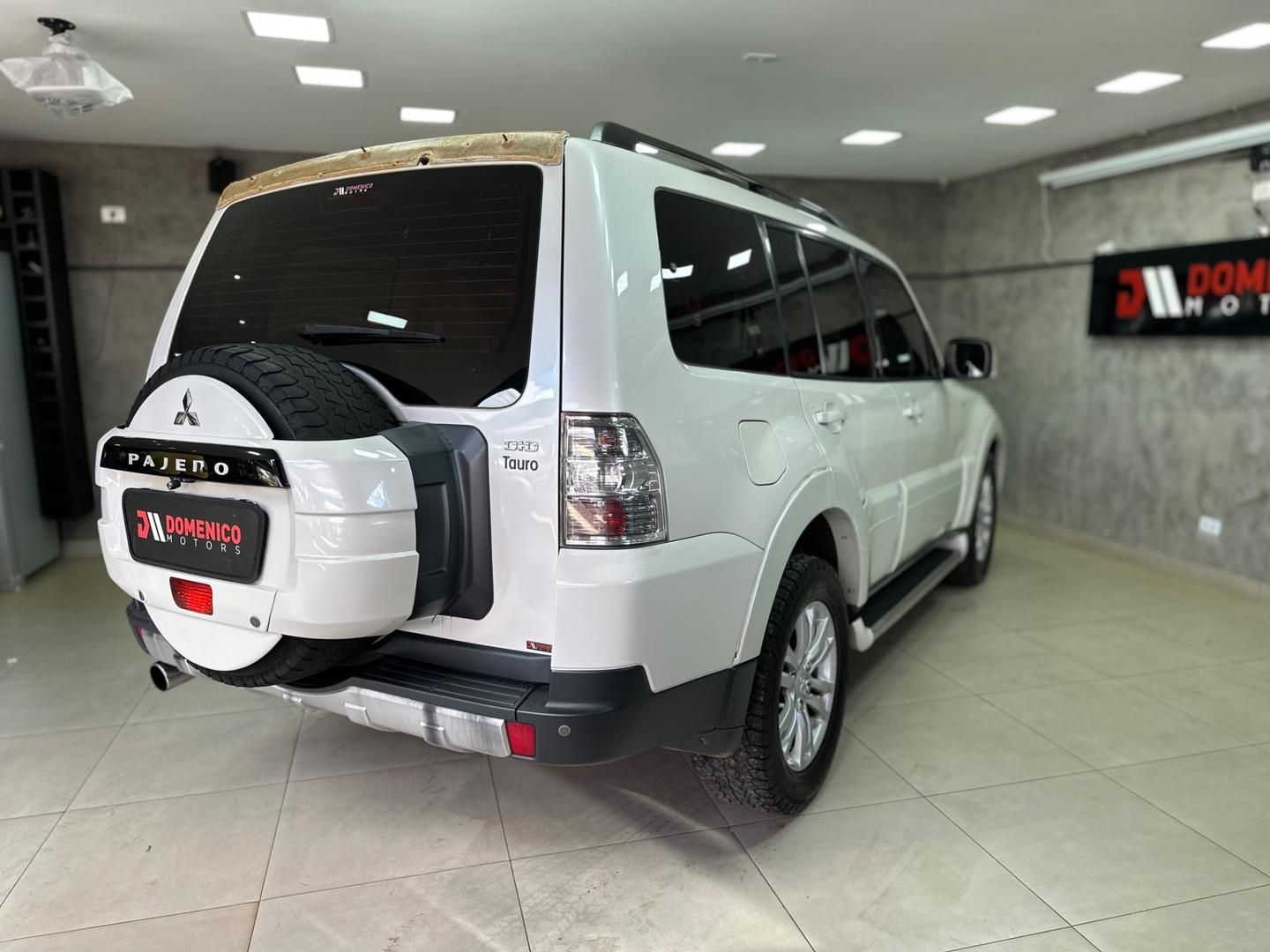 MITSUBISHI Pajero Full HPE 3.2TDi 16v 4x4 2013 - miniatura 6