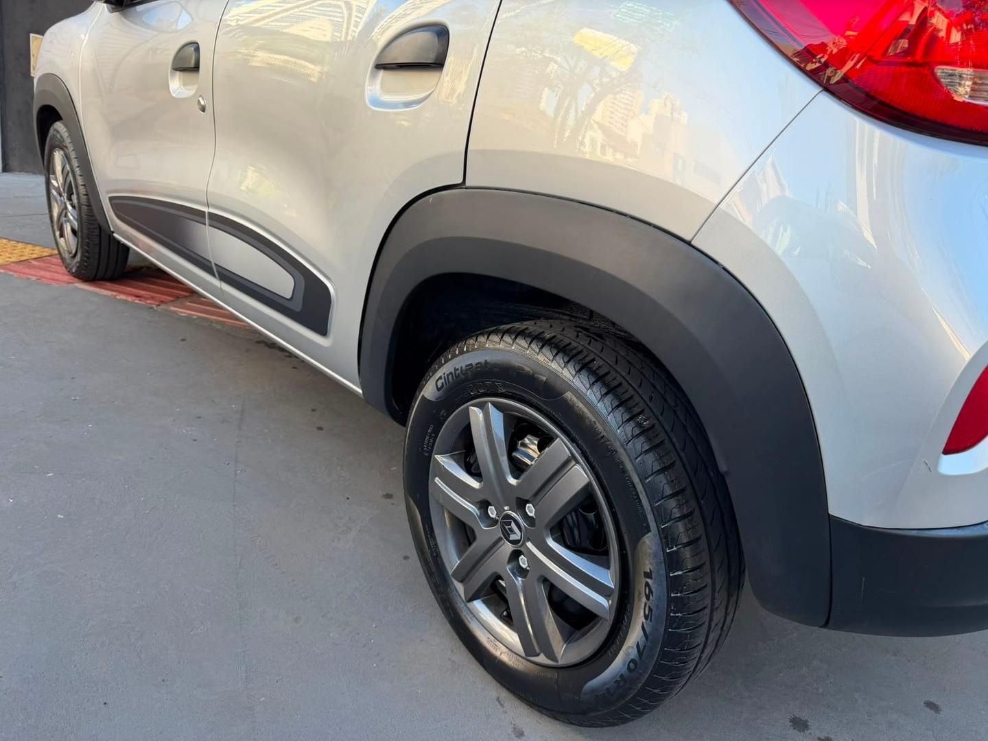 RENAULT Kwid Zen 1.0 12v 2025 - miniatura 14